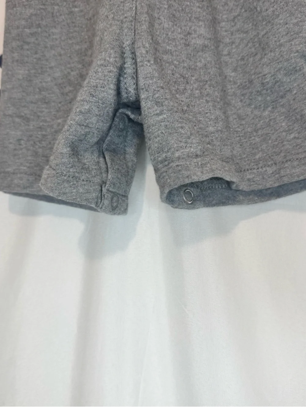 Carter’s Gray Overall size 12M